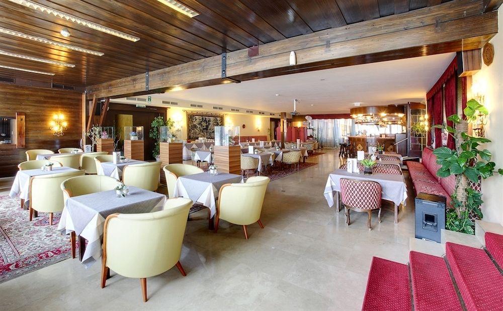 Hotel Tyrol-Alpenhof Зеефелд в Тирол Екстериор снимка