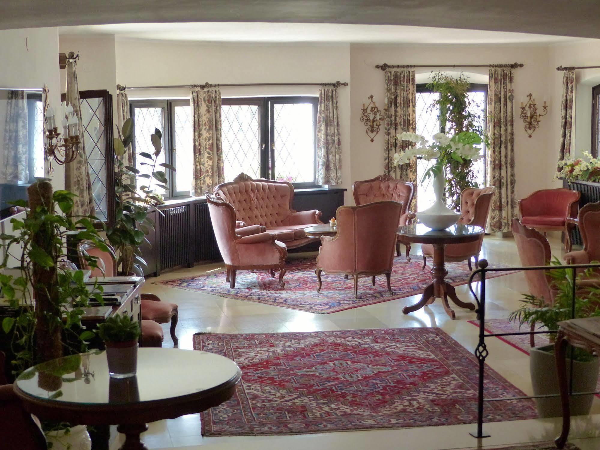 Hotel Tyrol-Alpenhof Зеефелд в Тирол Екстериор снимка